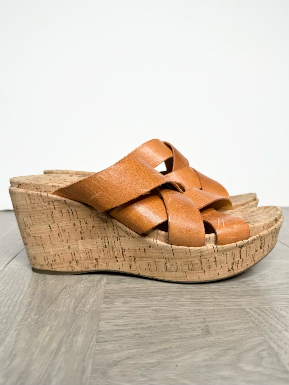 Kork Ease Aria Orange Leather Cork Wedge Sandal 9M